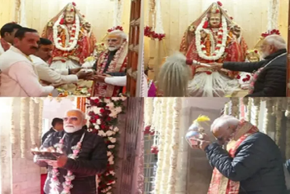 उत्तराखंड के हर्षिल पहुंचे PM Modi, मुखीमठ मंदिर में की मां गंगा की पूजा-अर्चना