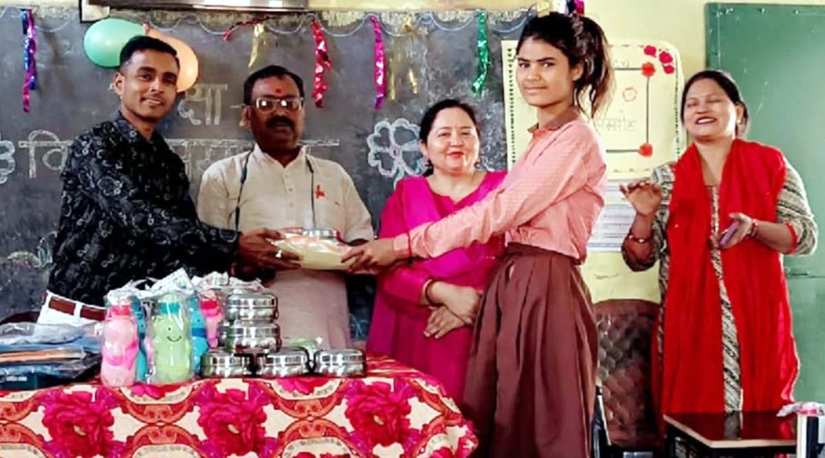 प्राथमिक विद्यालय चक मोहिउद्दीनपुर में कक्षा पांच के छात्रों का हुआ विदाई समारोह प्राथमिक विद्यालय चक मोहिउद्दीनपुर में कक्षा पांच के छात्रों का हुआ विदाई समारोह