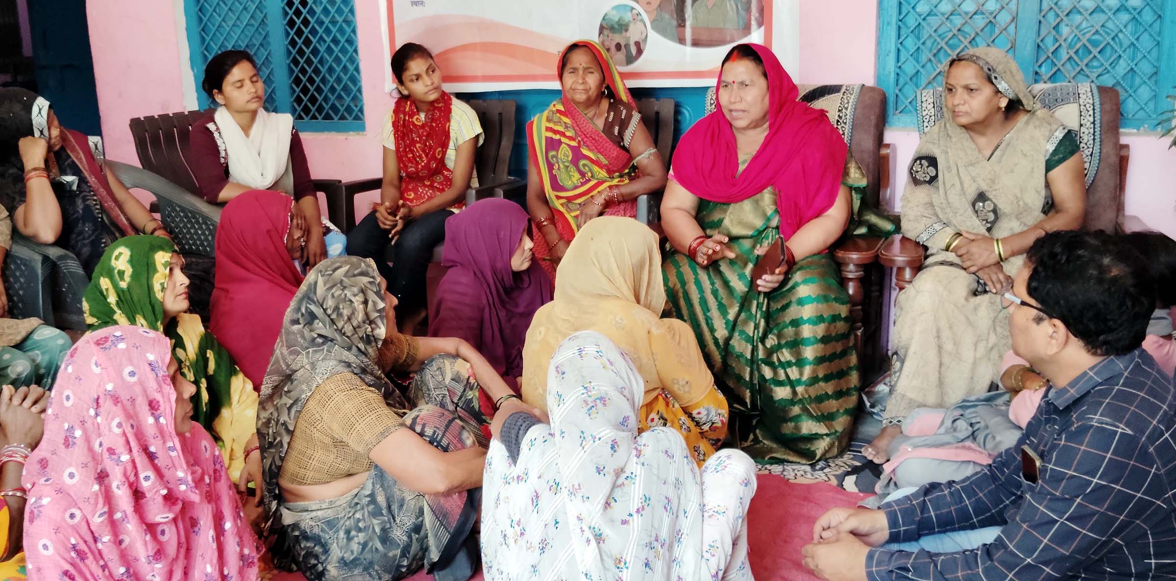 प्रधान ने सुजानपुर में राष्ट्रीय पंचायती राज दिवस पर बैठक कर दी जानकारी प्रधान ने सुजानपुर में राष्ट्रीय पंचायती राज दिवस पर बैठक कर दी जानकारी