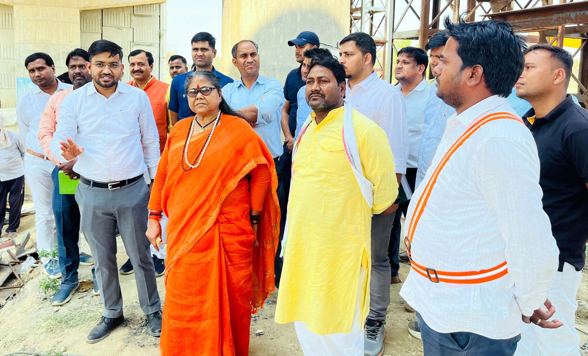 पूर्व मंत्री ने कोराईं बाईपास को लेकर अधिकारियों संग की बैठक पूर्व मंत्री ने कोराईं बाईपास को लेकर अधिकारियों संग की बैठक