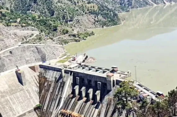 बूंद-बूंद को तरसेगा Pakistan ! भारत ने अब बगलिहार बांध से रोका चिनाब नदी का पानी