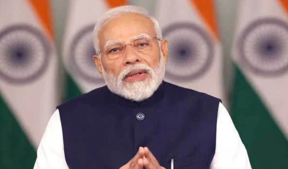Modi ने की 90,000 करोड़ की आठ महत्वपूर्ण परियोजनाओं की समीक्षा