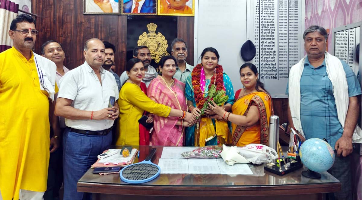 व्यापारियों ने नवागंतुक सीओ का किया स्वागत,ट्रैफिक व्यवस्था में किया जाएगा सुधार: प्रगति व्यापारियों ने नवागंतुक सीओ का किया स्वागत,ट्रैफिक व्यवस्था में किया जाएगा सुधार: प्रगति