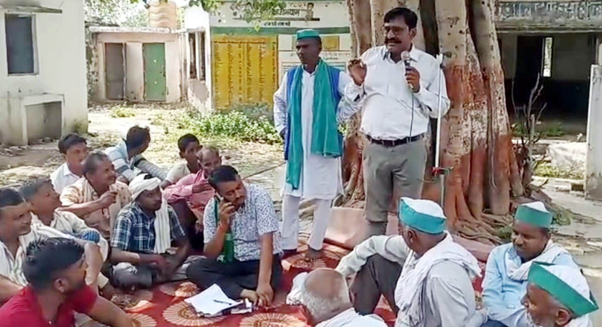 भाकियू अराजनैतिक गुट ने की पंचायत, आंदोलन की चेतावनी