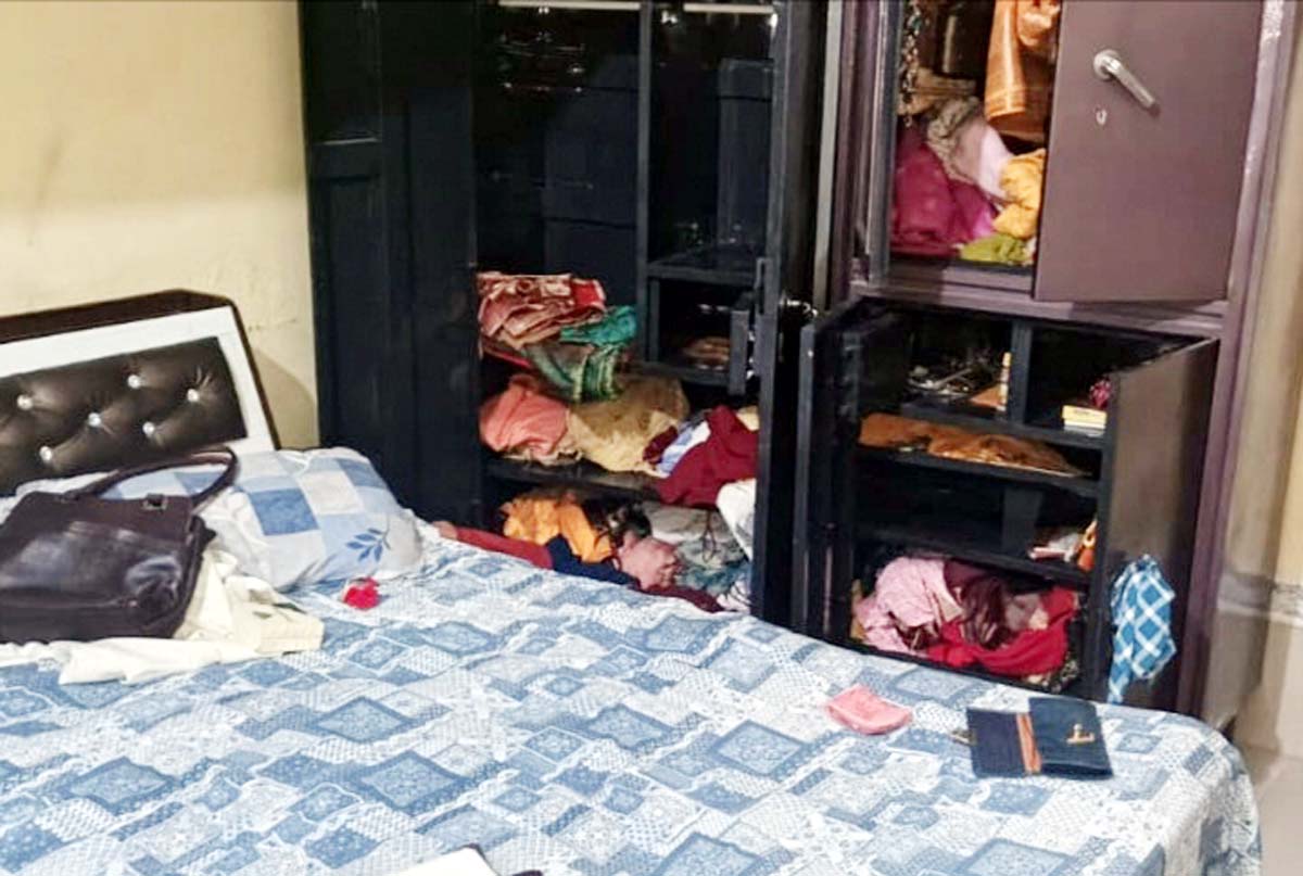  सैनिक के घर से चोरों ने पार किए लाखों के जेवरात,सूने घर का उठाया फायदा