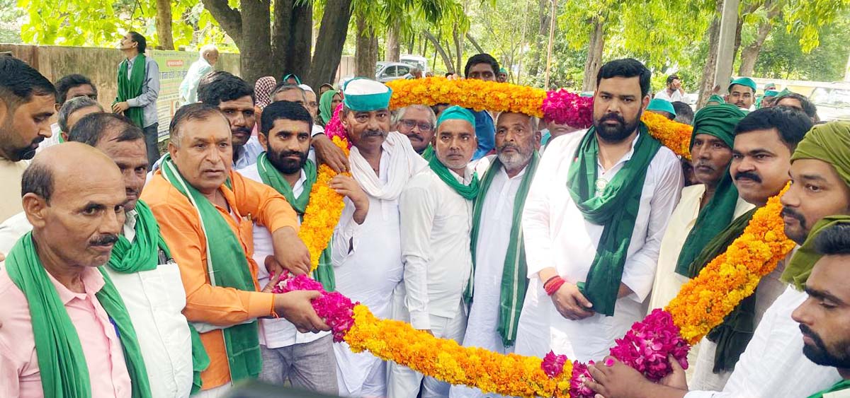 किसान हुंकार महापंचायत को लेकर भाकियू ने बनाई रणनीति