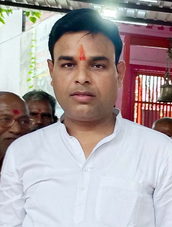 सनातनियों पर मुकदमा दर्ज किए जाने से मेला प्रभारी नाराज