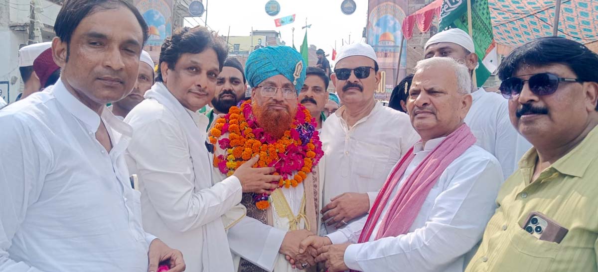 जुलूस-ए-मुहम्मदी, शहरकाजी का स्वागत करते सपा सांसद नरेश उत्तम पटेल