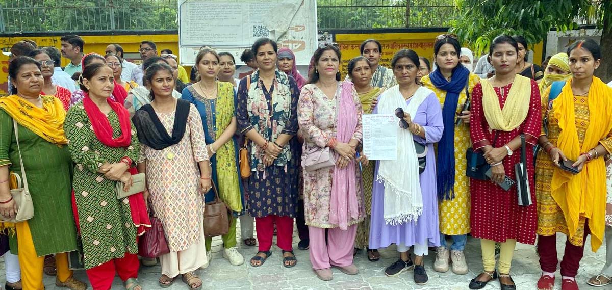 जूनियर हाईस्कूल पूर्व माध्यमिक शिक्षक संघ ने पीएम को भेजा ज्ञापन