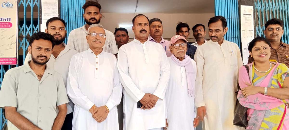 लौह पुरूष सरदार वल्लभ भाई पटेल फाउंडेशन ने भेजा ज्ञापन