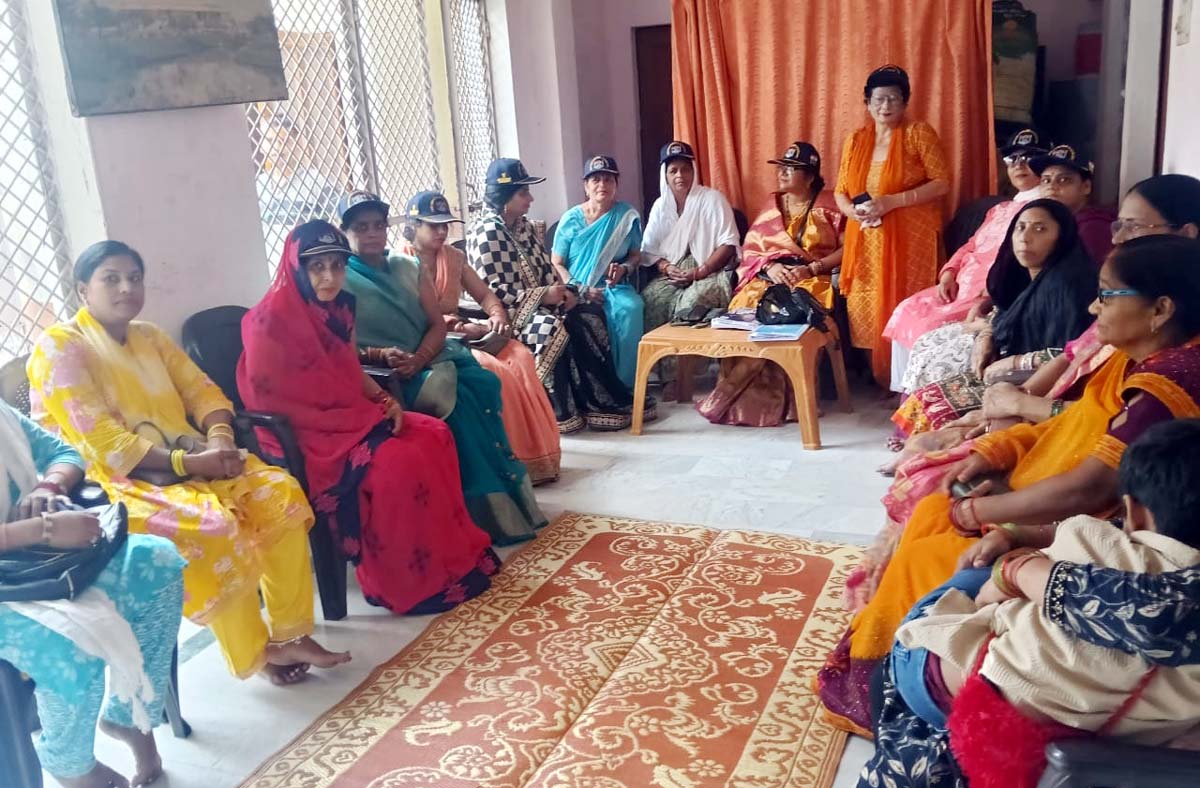 पूर्व सैनिक उत्थान समिति महिला संगठन की बैठक में हुई चर्चा