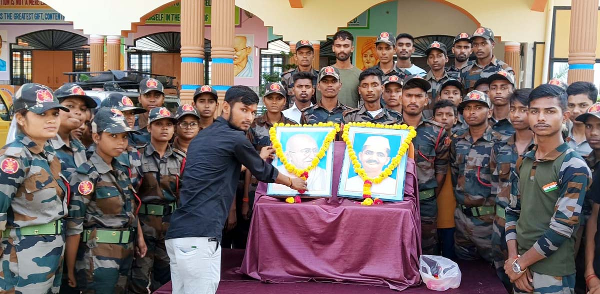 आर्मी ट्रेनिंग सेंटर में मनाई गांधी व शास्त्री जयंती