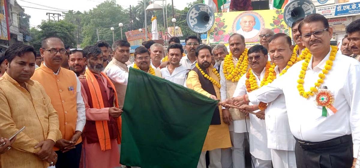 जयंती पर निकाली सद्भावना अखण्ड सरदार पटेल रथ यात्रा