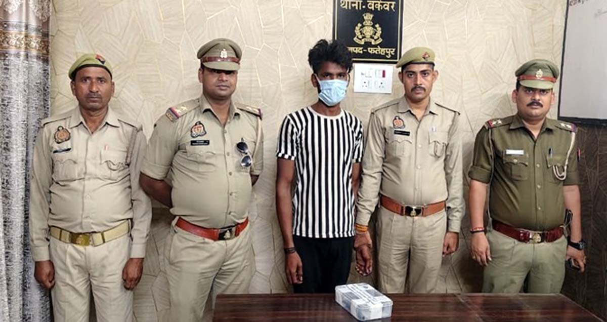 तमंचा-कारतूस के साथ पुलिस के हत्थे चढ़ा इनामिया,अलग अलग थानों से,, तमंचा-कारतूस के साथ पुलिस के हत्थे चढ़ा इनामिया,अलग अलग थानों से,,