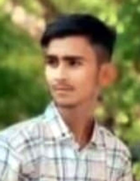 स्कार्पियो की टक्कर से बाइक सवार युवक की मौत स्कार्पियो की टक्कर से बाइक सवार युवक की मौत