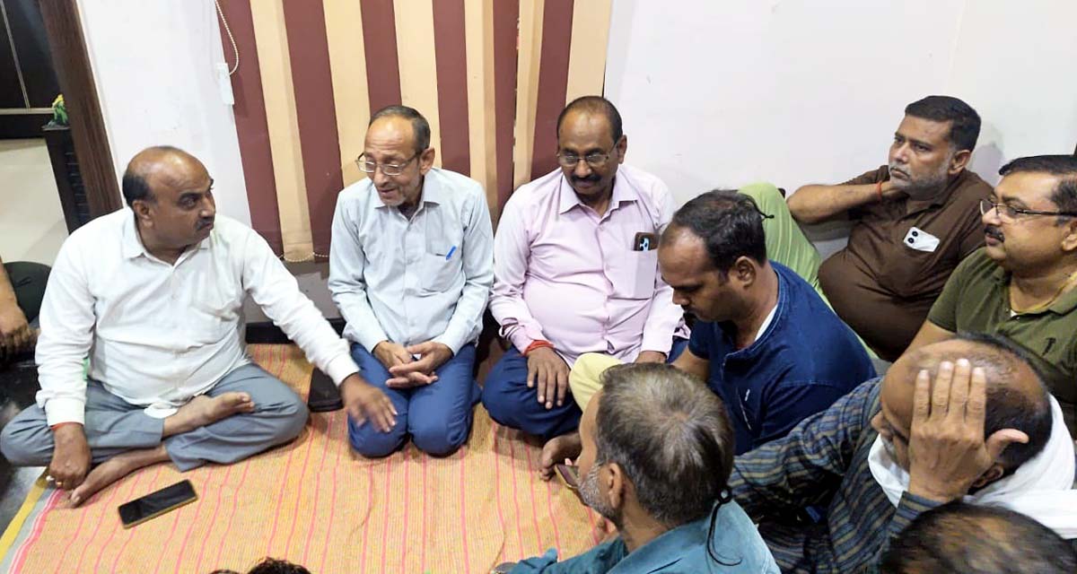 बालाजी सेवा मंडल ने सौंपी सेवकों को जिम्मेदारियां बालाजी सेवा मंडल ने सौंपी सेवकों को जिम्मेदारियां