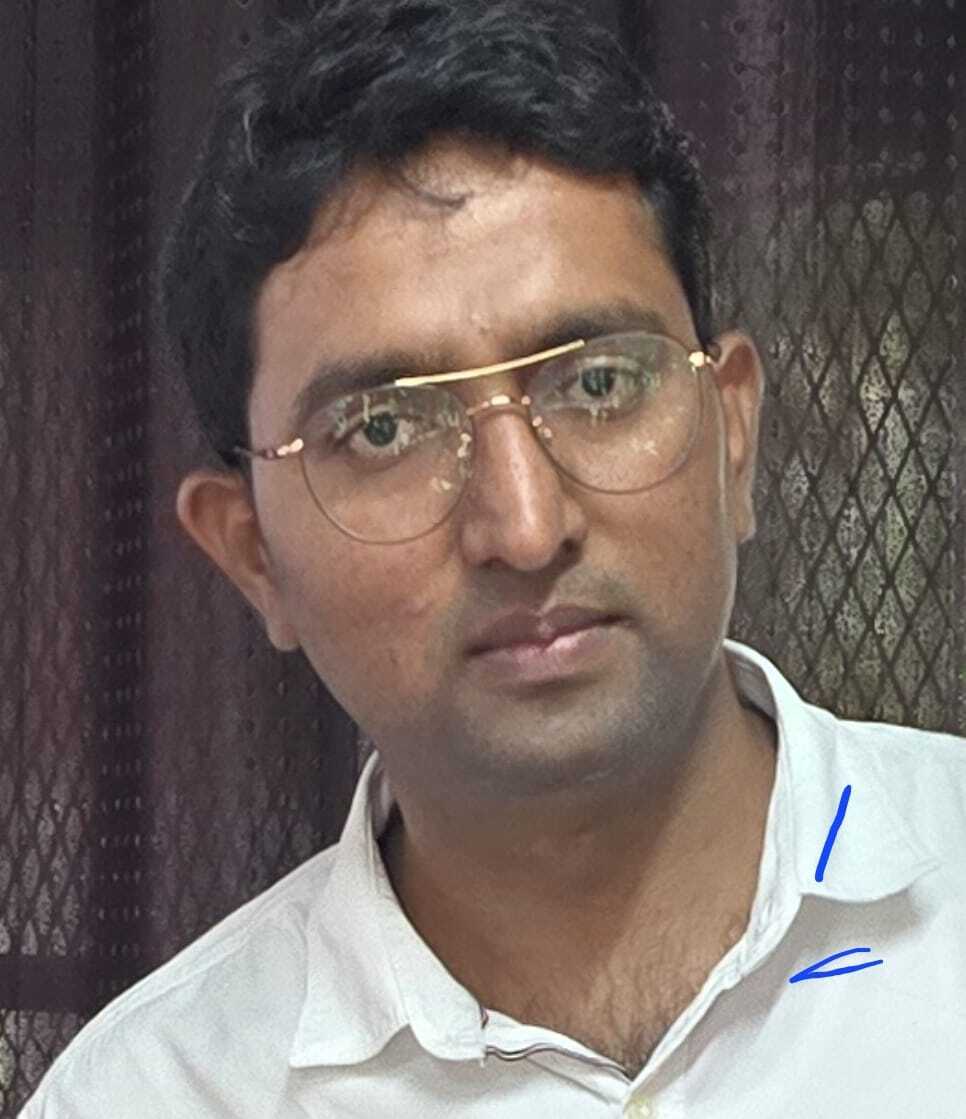 ज़माना तो सुन रहा था बड़े शौक से,,,, तुम ही सो गए दास्तां कहते कहते