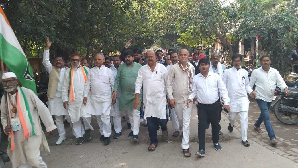 कांग्रेस ने किसानों की समस्याओं को लेकर सीएम को भेजा ज्ञापन