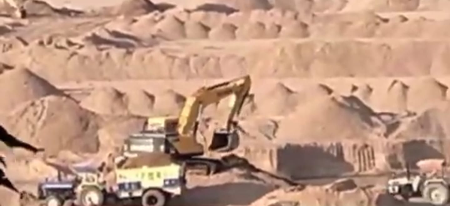 ओवरलोडिंग पर योगी सरकार के आदेश फेल, माफिया का तगड़ा खेल जारी