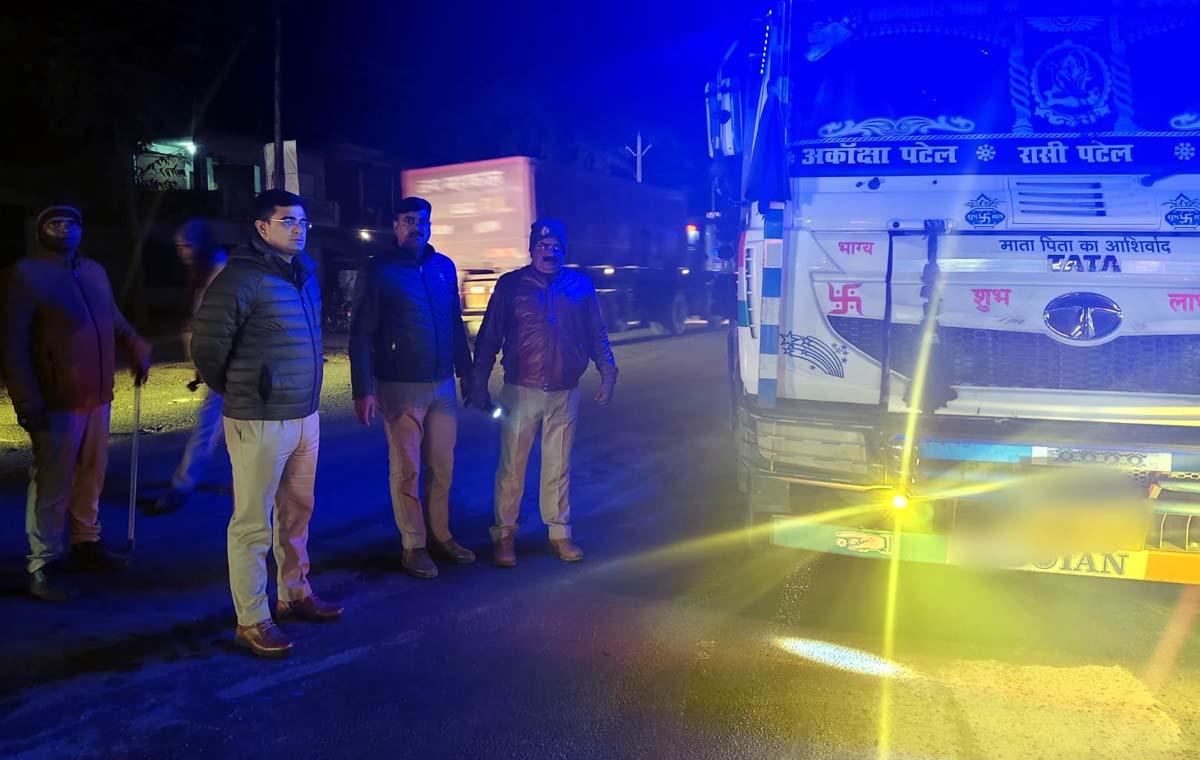 एक रात में 79 वाहनों का चालान, पांच लाख रुपये जुर्माना वसूला, बड़ी कार्रवाई