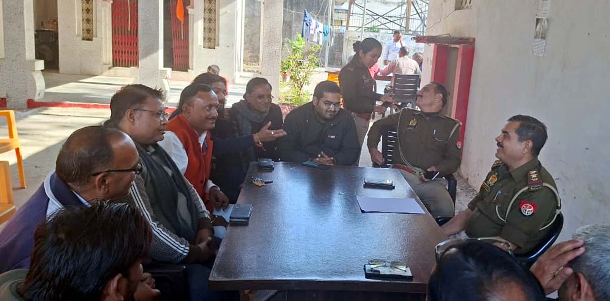 अपराधियों को सलाखों के पीछे भेजने के लिए मांगा सहयोग, पत्रकारों से किया संवाद