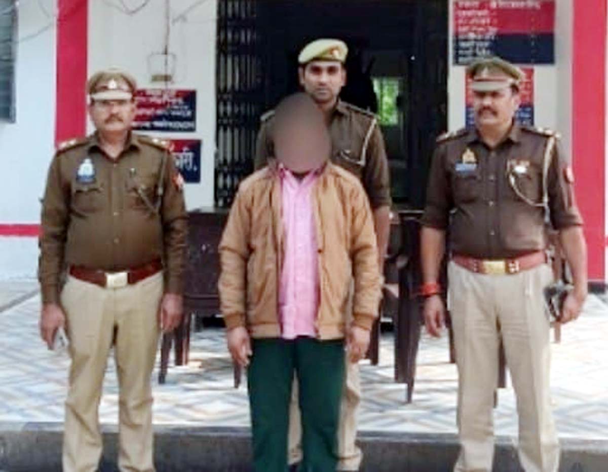 पच्चीस हजार का इनामिया अभियुक्त गिरफ्तार,खखरेरू पुलिस ने बड़ी सफलता हासिल