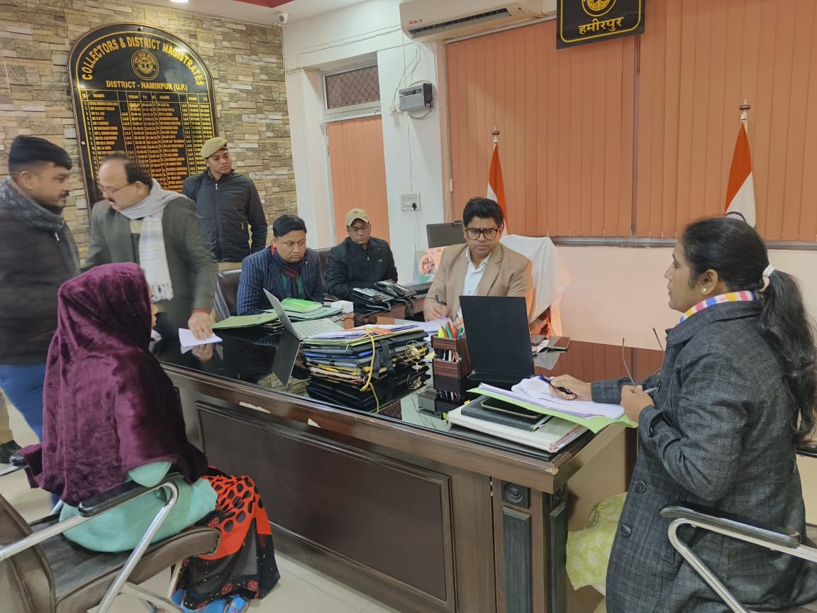  जिलाधिकारी ने की जनसुनवाई, 95 शिकायतों में से अधिकांश का मौके पर निस्तारण