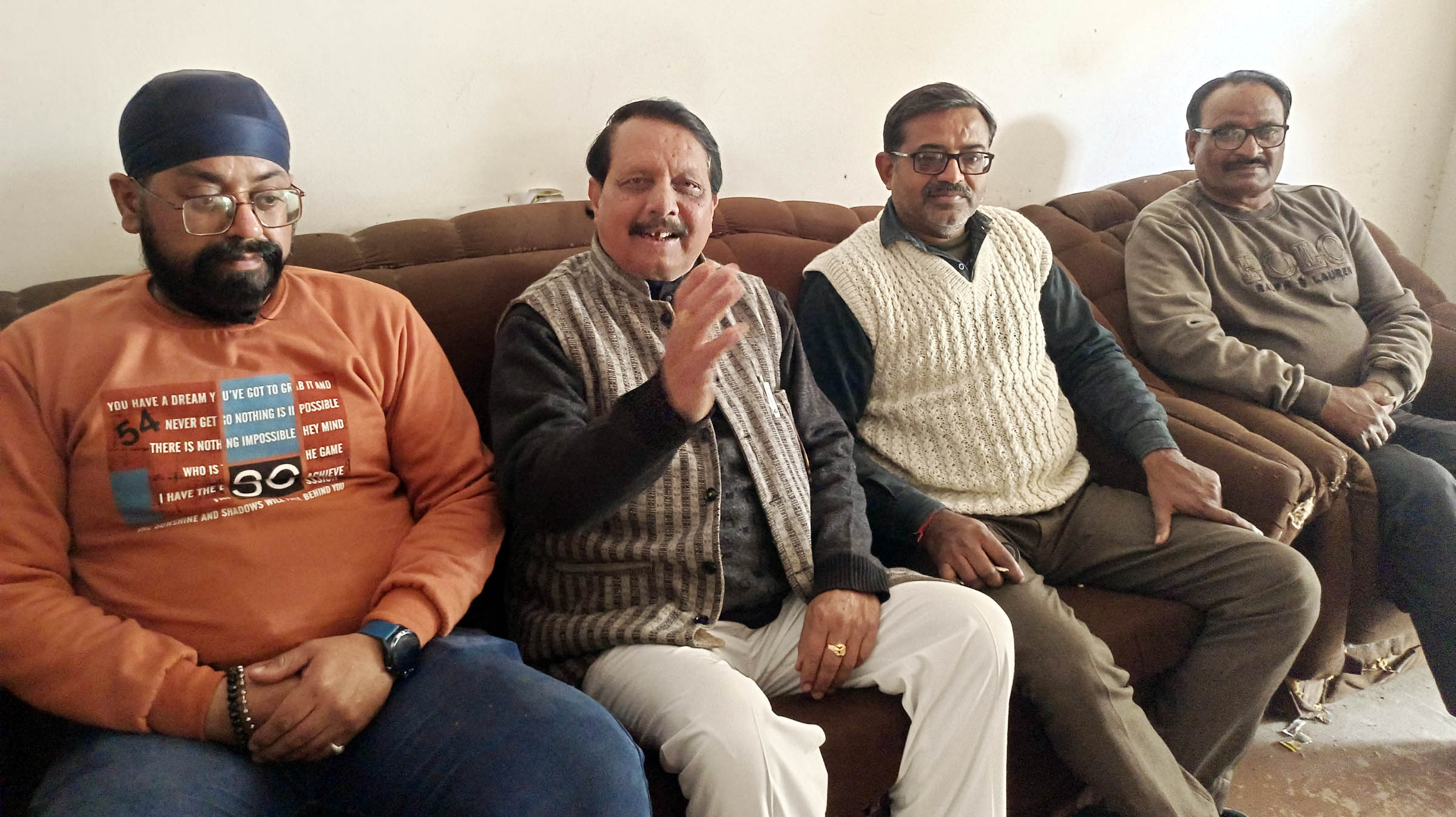 अनावश्यक बाधा उत्पन्न की तो अन्य केन्द्रों में रक्तदान करेंगे रक्तदाता