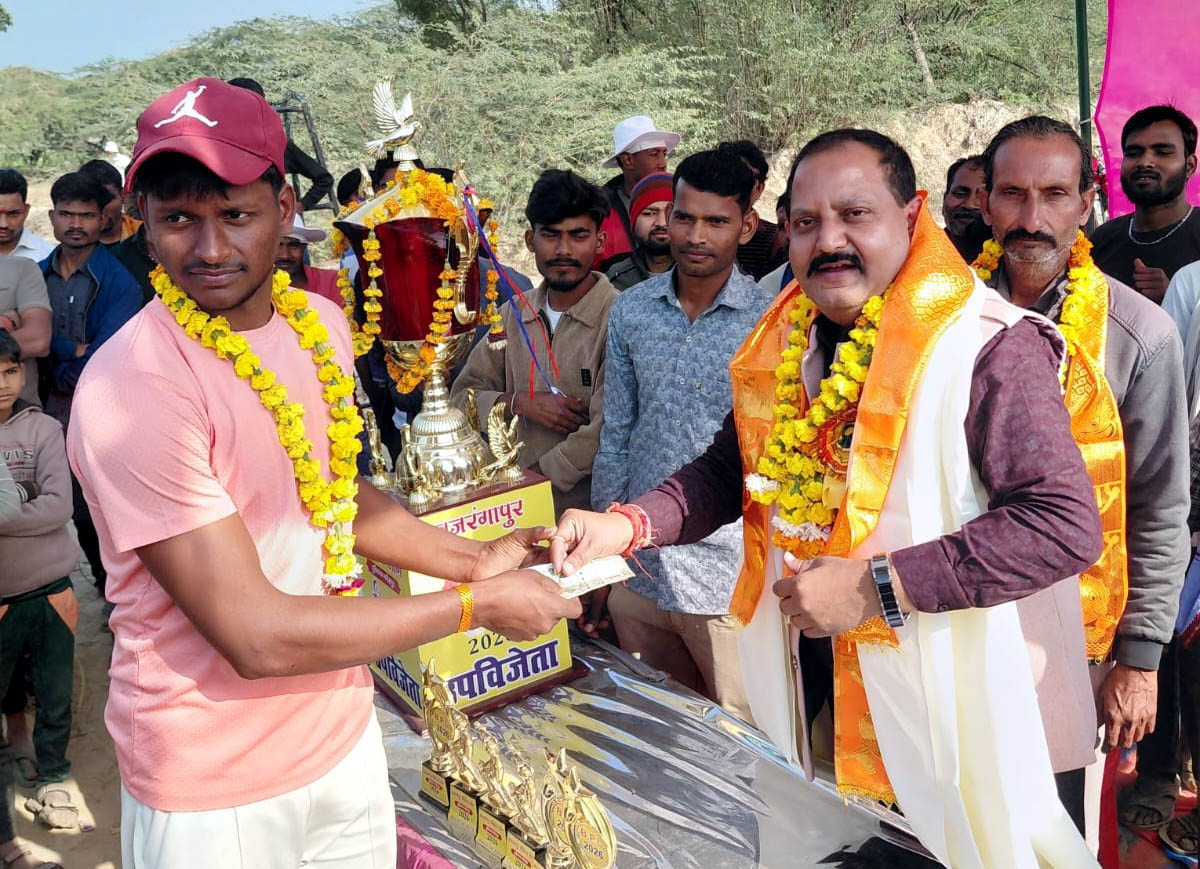 खिलाड़ियों का उत्साहवर्धन कर मनाई स्वामी विवेकानंद जयंती