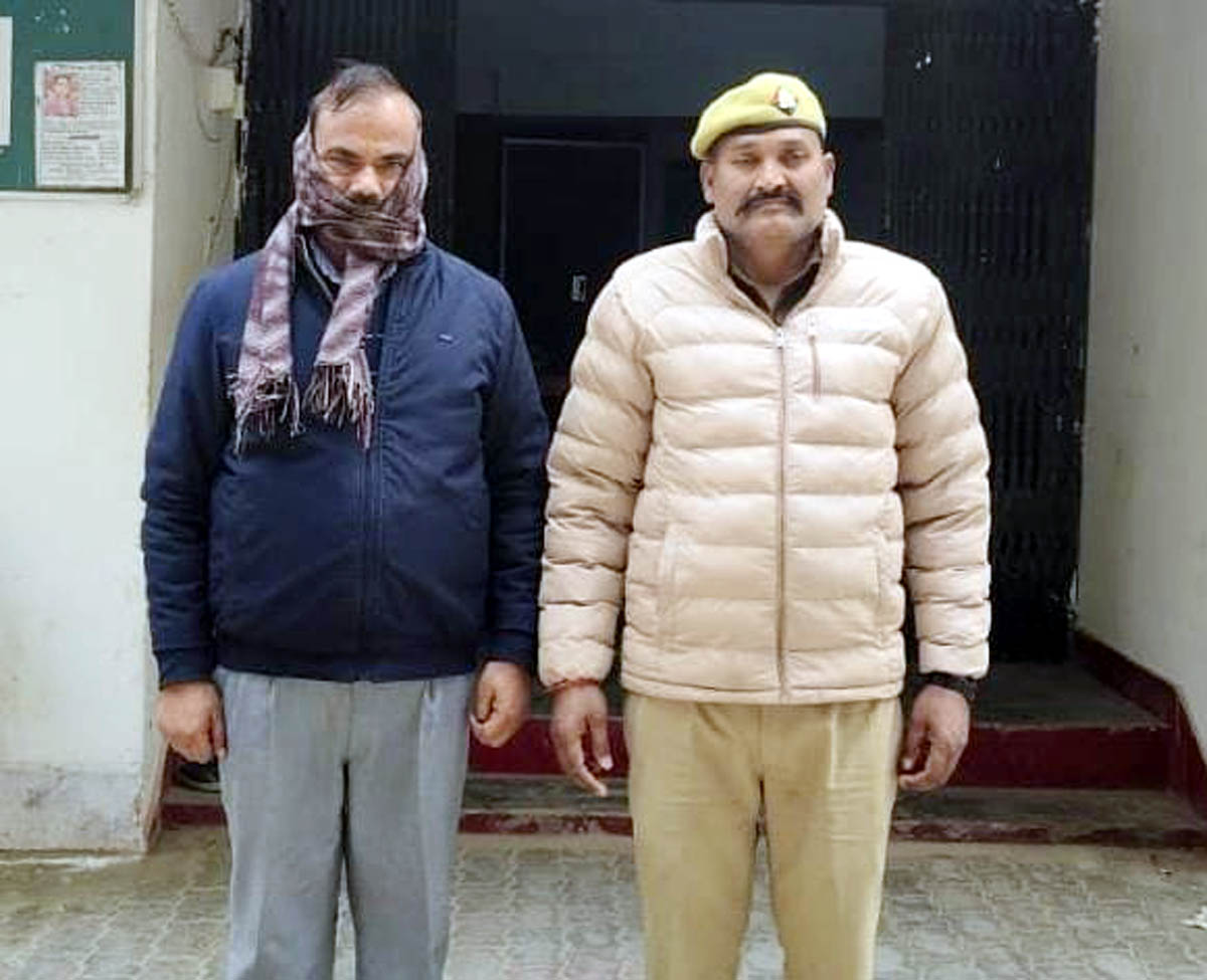 गबन के आरोप में बीडीओ पर हुई कार्रवाई, बीडीओ गिरफ्तार