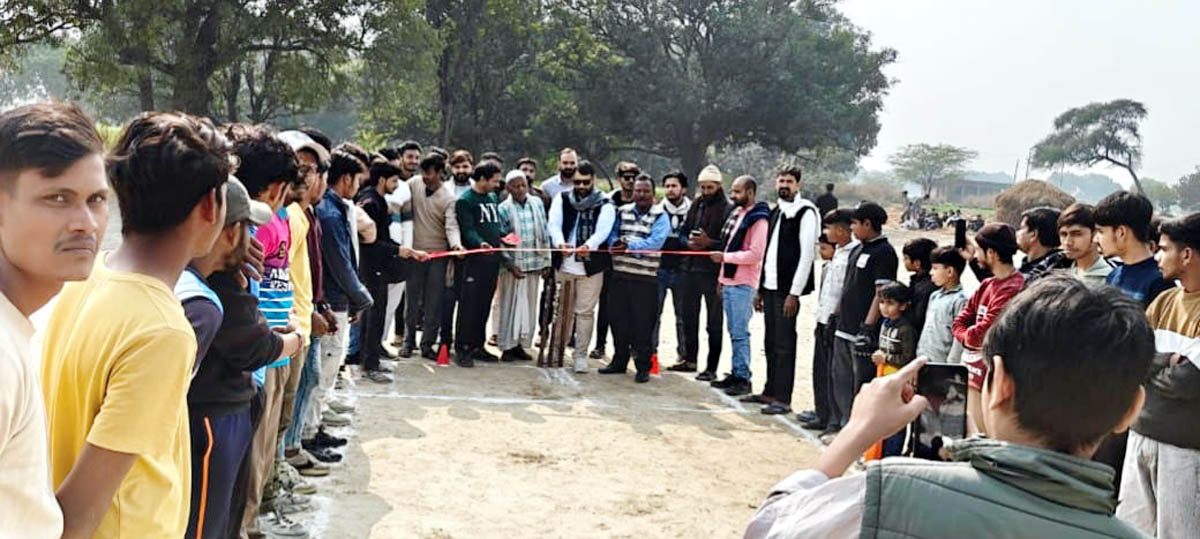 अस्ती व मोहम्मदपुर नेवदा की टीम के बीच हुआ रोमांचक मुकाबला