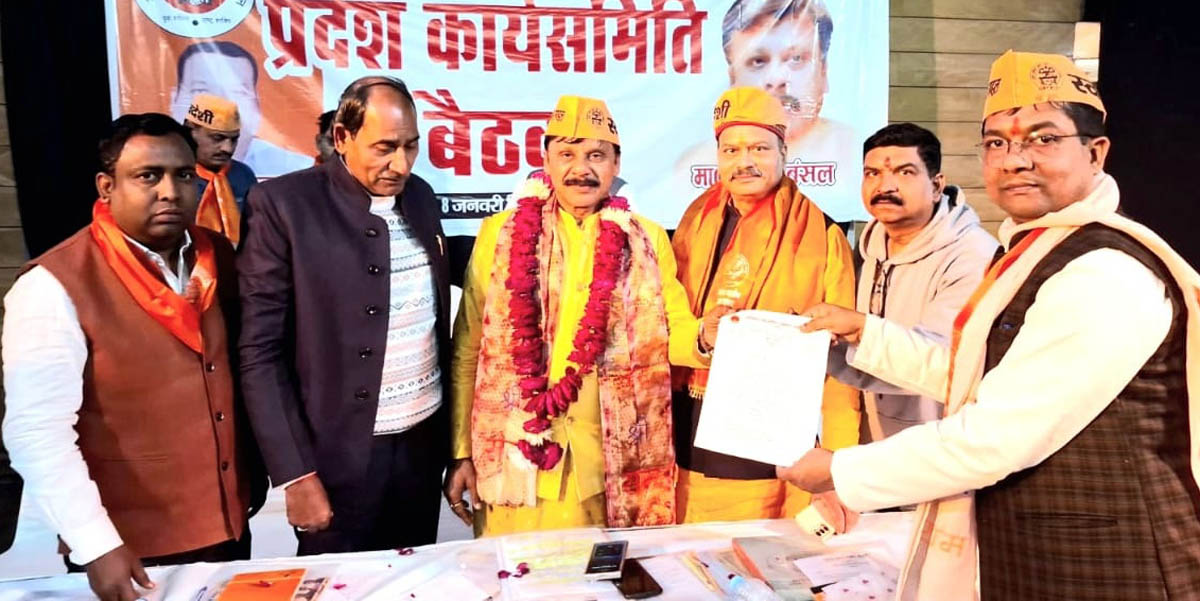 पीड़ित पटाखा व्यापारियों की समस्याओं से कराया अवगत