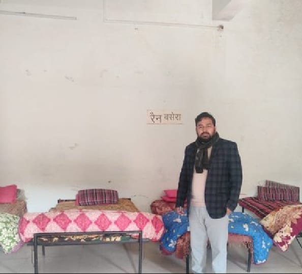 सर्दी–कोहरे के बीच रैन बसेरा का औचक निरीक्षण