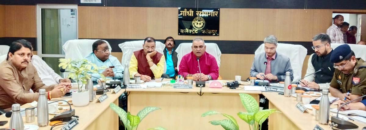 ग्राम चौपालों के रोस्टर से जनप्रतिनिधियो को आयोजन के पूर्व कराएं अवगत