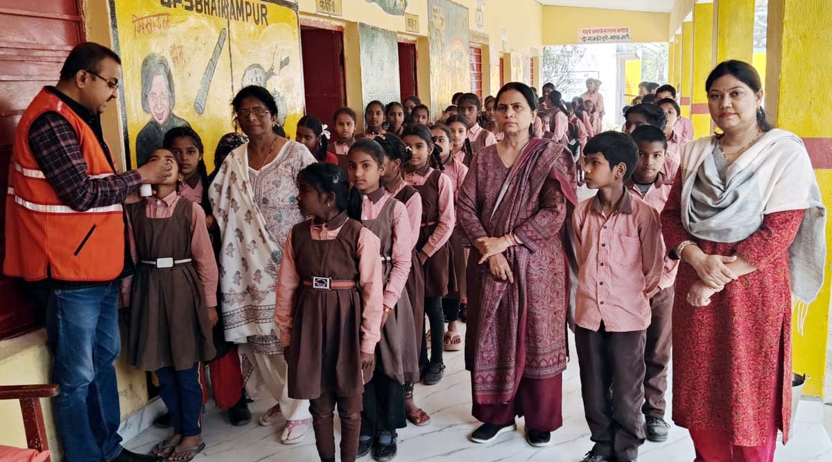 भैरमपुर विद्यालय के बच्चों को दिया सीपीआर प्रशिक्षण