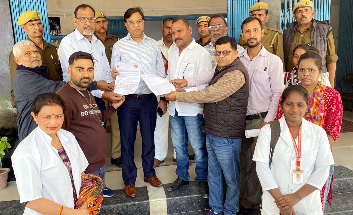 भारतीय मजदूर संघ ने किया प्रदर्शन, सीएम को भेजा ज्ञापन