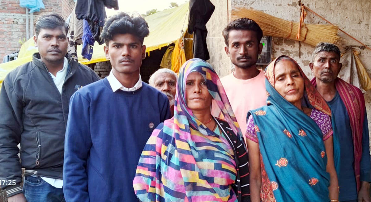 बेसहारा पीड़ित परिवार ने आर्थिक मदद की उठाई मांग, नहीं मिला योजनाओं का लाभ