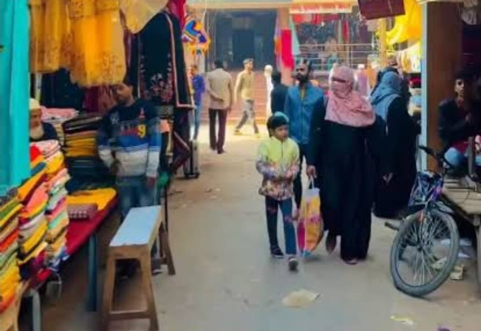 चूड़ी गली के कामर्शियल कॉम्प्लेक्स को नोटिस, हलके में हड़कंप