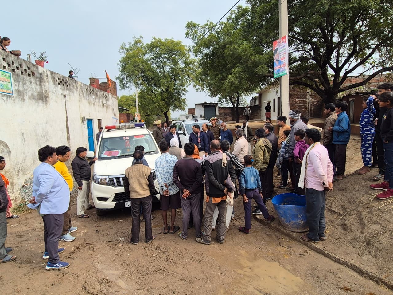 विकास कार्यों में लापरवाही पर ग्राम प्रधान पर सख़्त, कार्रवाई के निर्देश