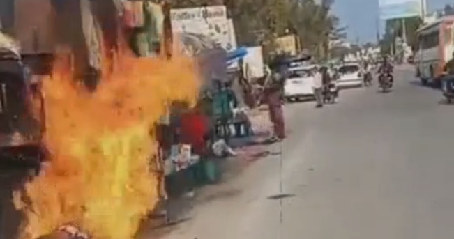  मेडिकल कॉलेज के सामने फास्ट फूड दुकान में आग, बड़ा हादसा टला