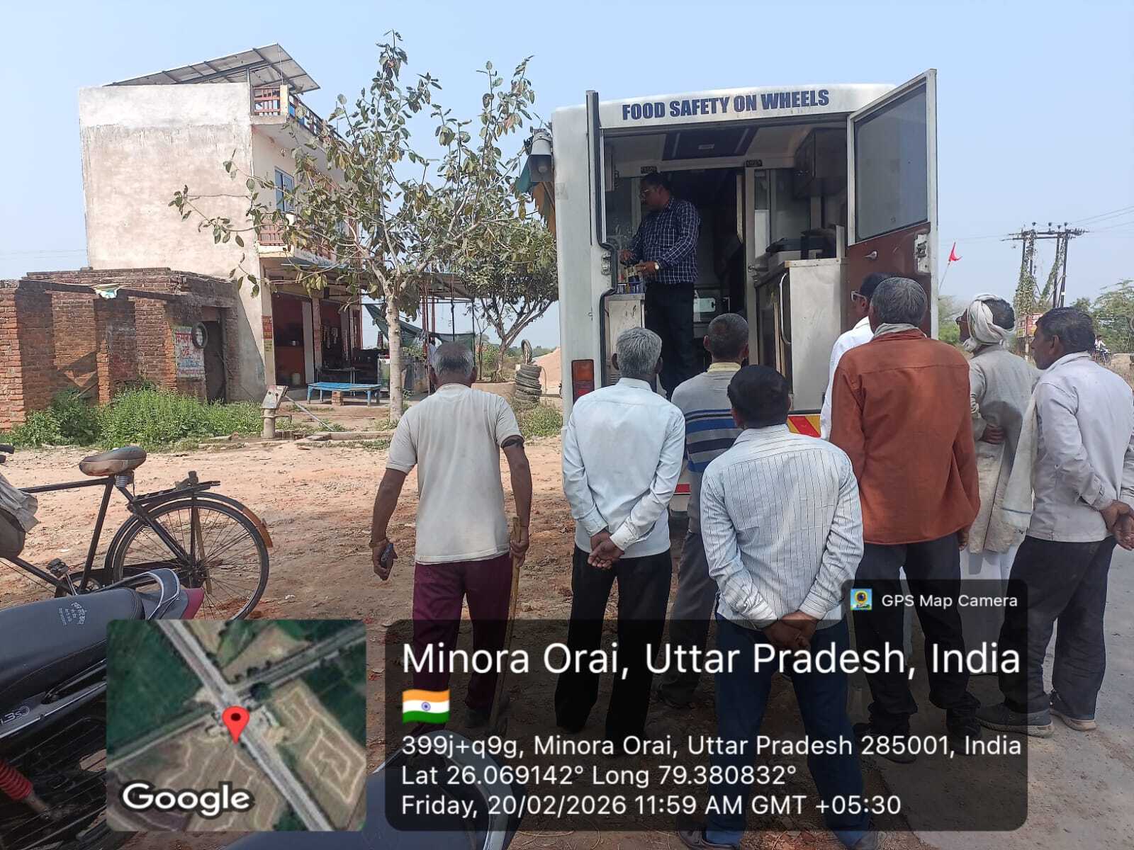  होली से पहले खाद्य विभाग की छापेमारी, खोया-पनीर व दूध के नमूने भरे