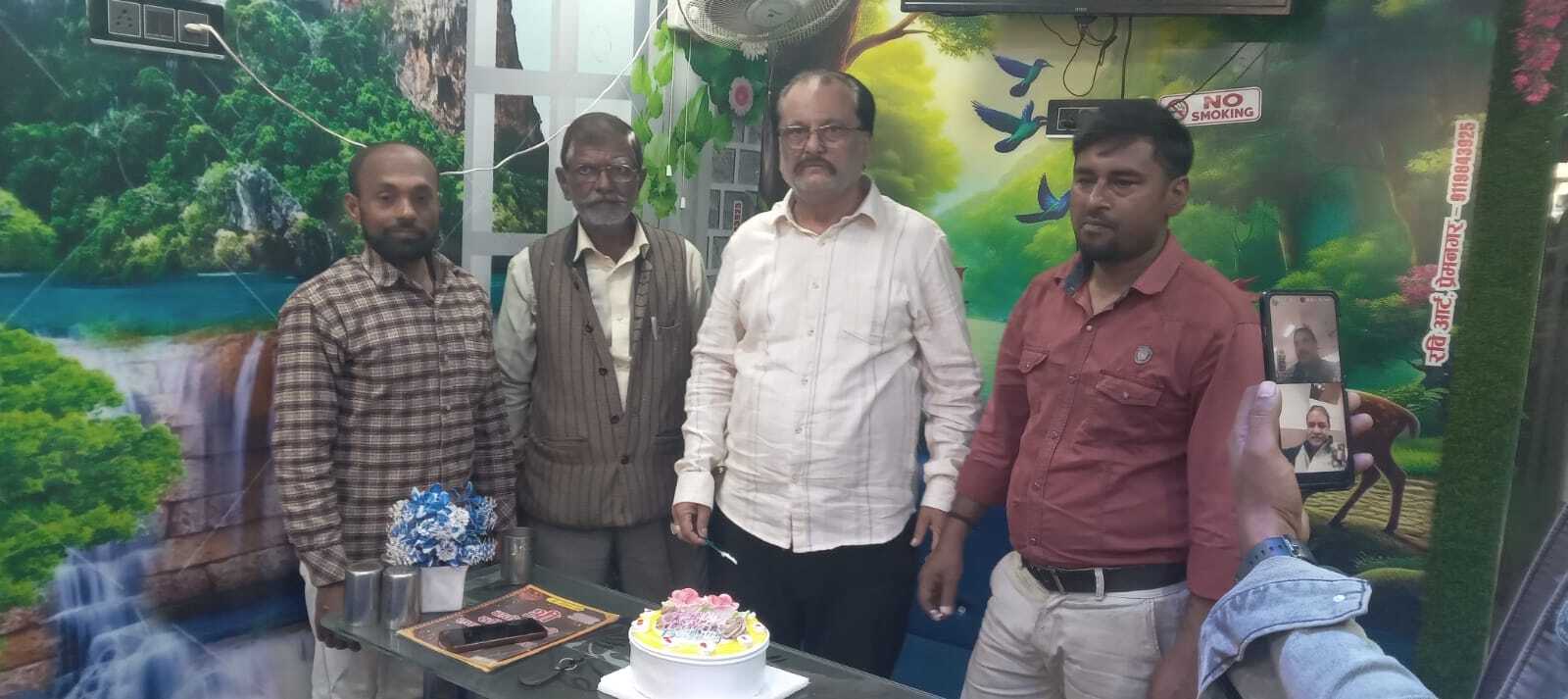 साइबर जर्नलिस्ट एसोसिएशन के राष्ट्रीय अध्यक्ष का कई जगह मना जन्मदिवस