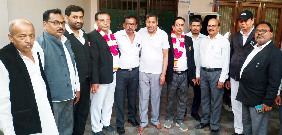 जगनायक सचान अध्यक्ष व अनिल श्रीवास्तव महामंत्री पद का लड़ेंगे चुनाव