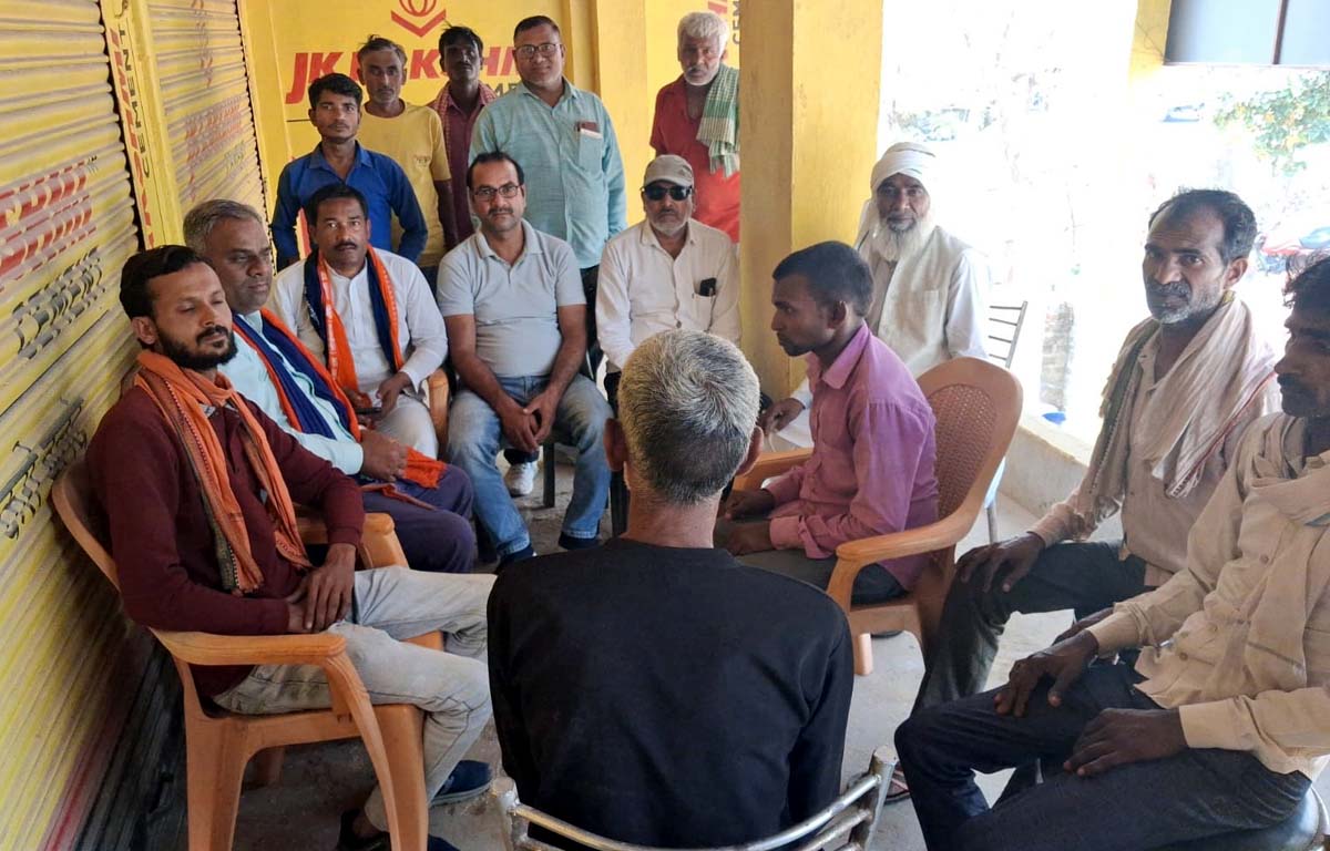 अपना दल एस हुसैनगंज विधानसभा की हुई बैठक, समीक्षा कर दिए निर्देश