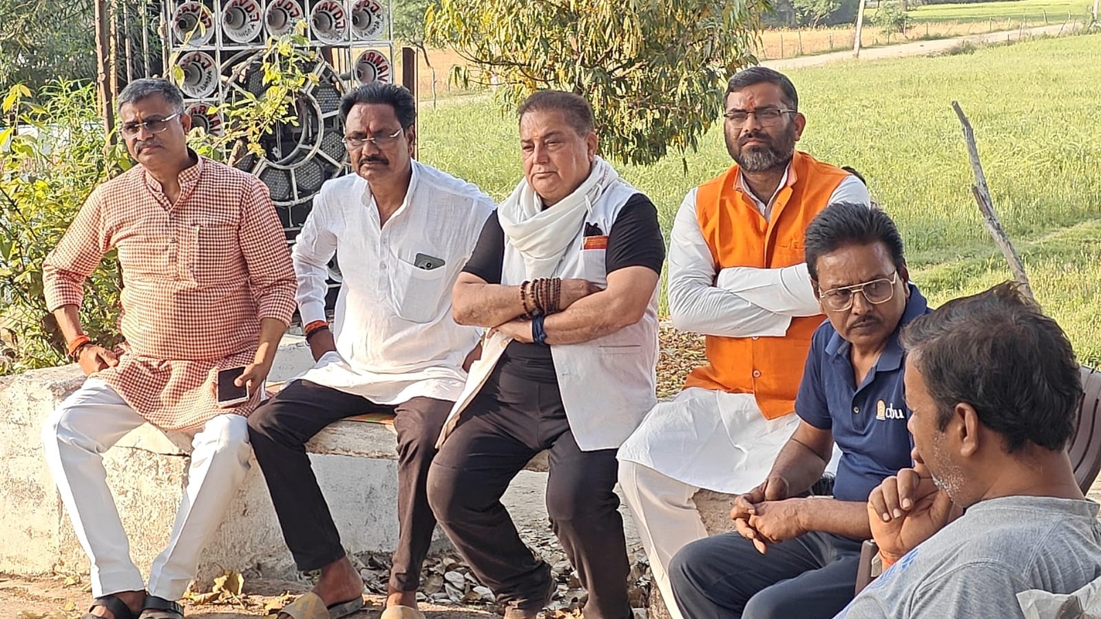 मिल रहा जन समर्थन, गांव गांव पांव–पांव यात्रा पहुंची ब्लॉक महुआ