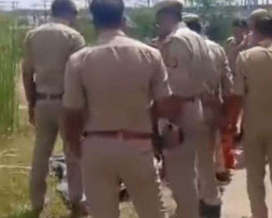 तालाब में मिला मासूम का शव, अपहरण के बाद हत्या की आशंका