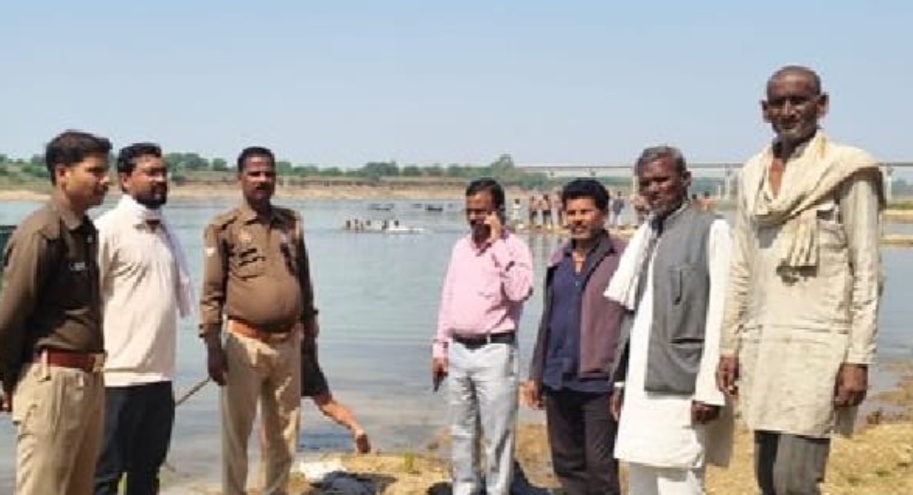 सरीला में अवैध खनन पर प्रशासन का शिकंजा, लिफ्टर मशीन जब्त