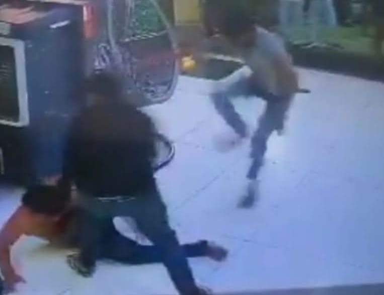  होटल में मारपीट व हंगामा, मैनेजर सहित ग्राहक घायल; तीन नामजद पर मुकदमा  