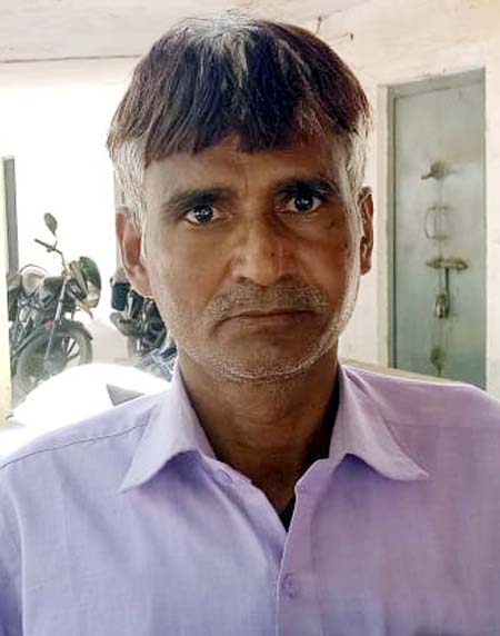  पैतृक मकान पर कब्जे को लेकर डीएम से लगाई गुहार