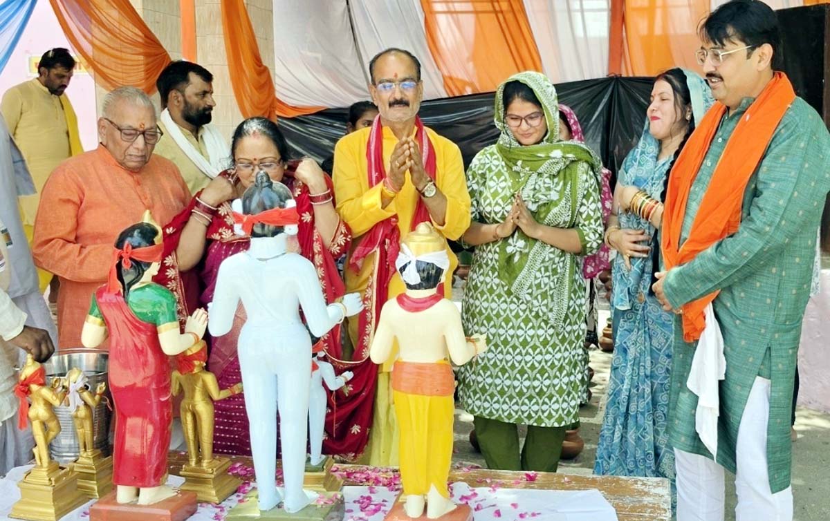  सिद्धपीठ बांके बिहारी मंदिर में प्राण प्रतिष्ठा का तीसरा दिन